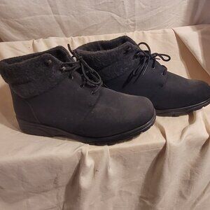 TOE WARMERS Women's Trek Black With Fur Trim WATERPROOF Boots 8 1/2 us/ca